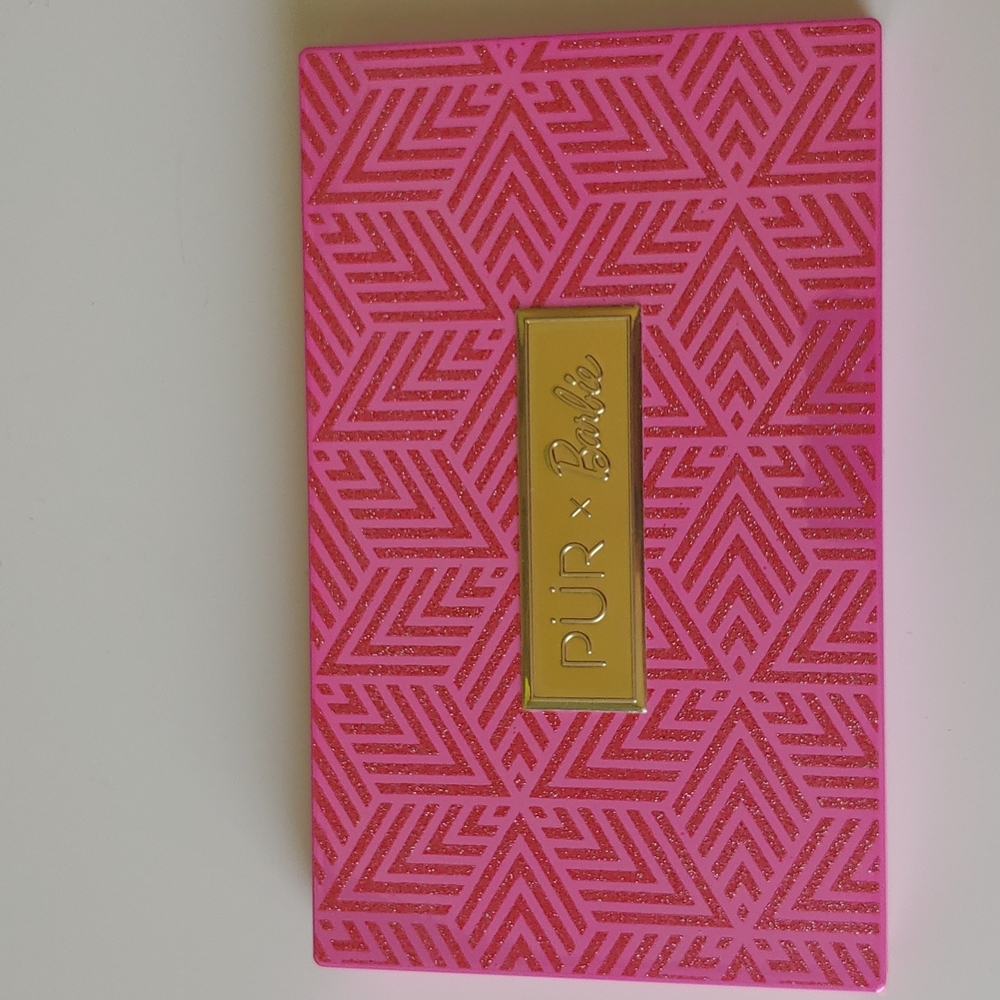 Pur Barbie Palette